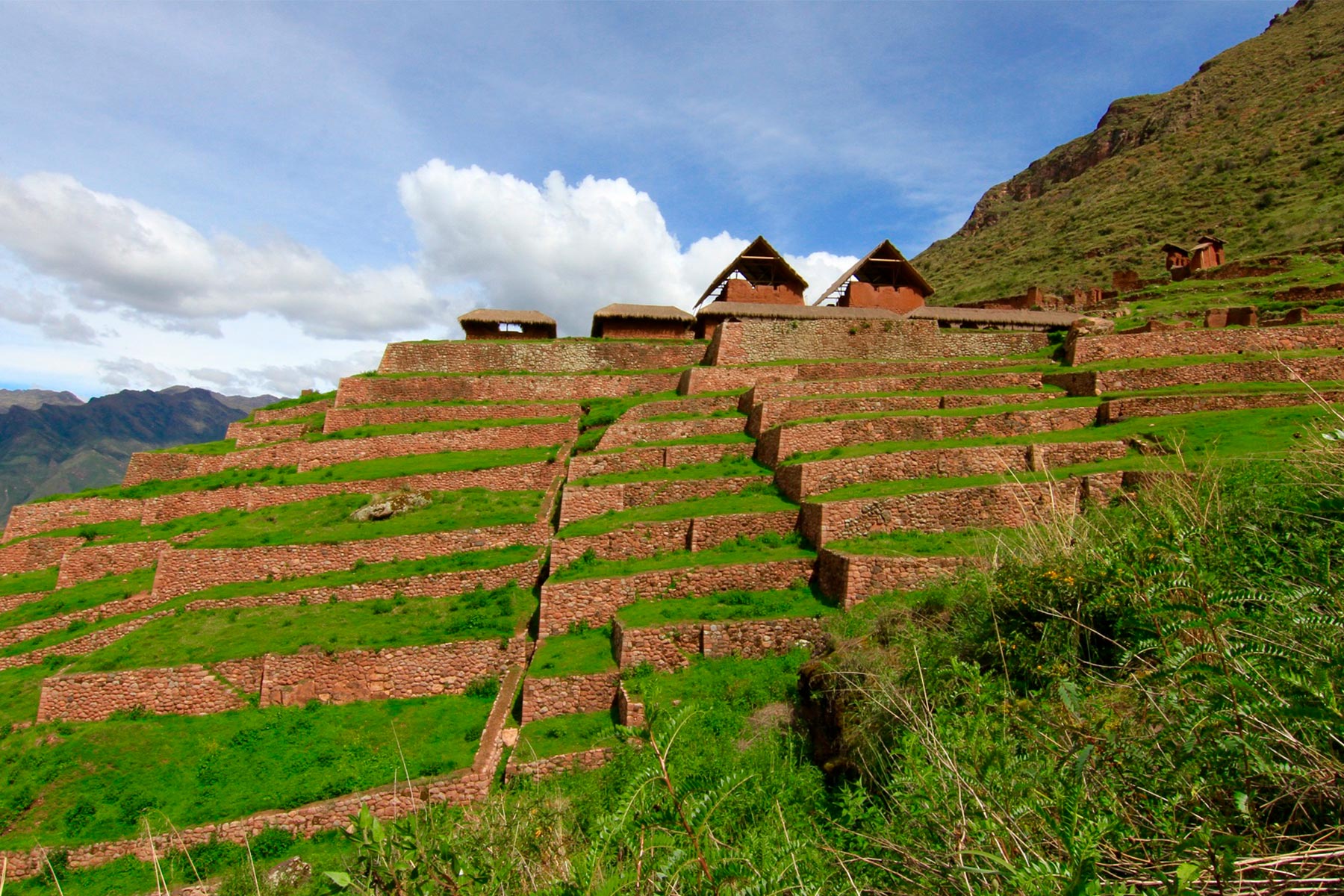Tour Huchuy Qosqo Machu Picchu